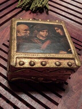 Decorative Florentine Gilded Trinket Box with Classical Painting